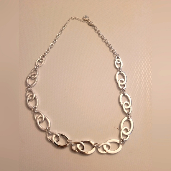 Liz Claiborne Silver Tone Necklace - Picture 1 of 3
